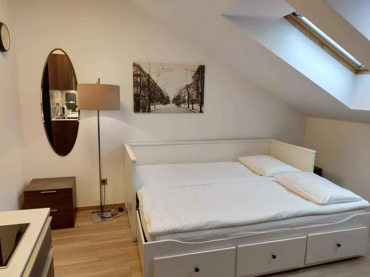 Aparthotel Vinohradsky Dum 4*