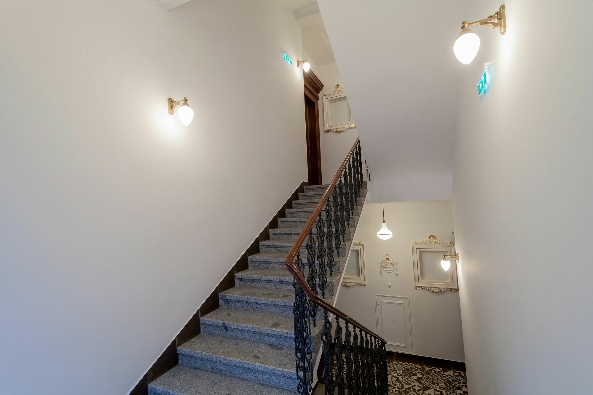 Vinohradsky Dum Aparthotel